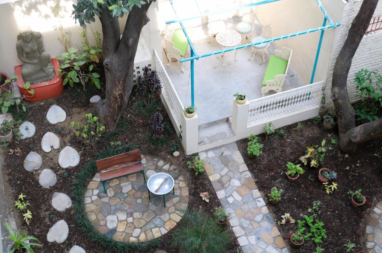 Mango Tree Courtyard Dehradun Hotel Ngoại thất bức ảnh